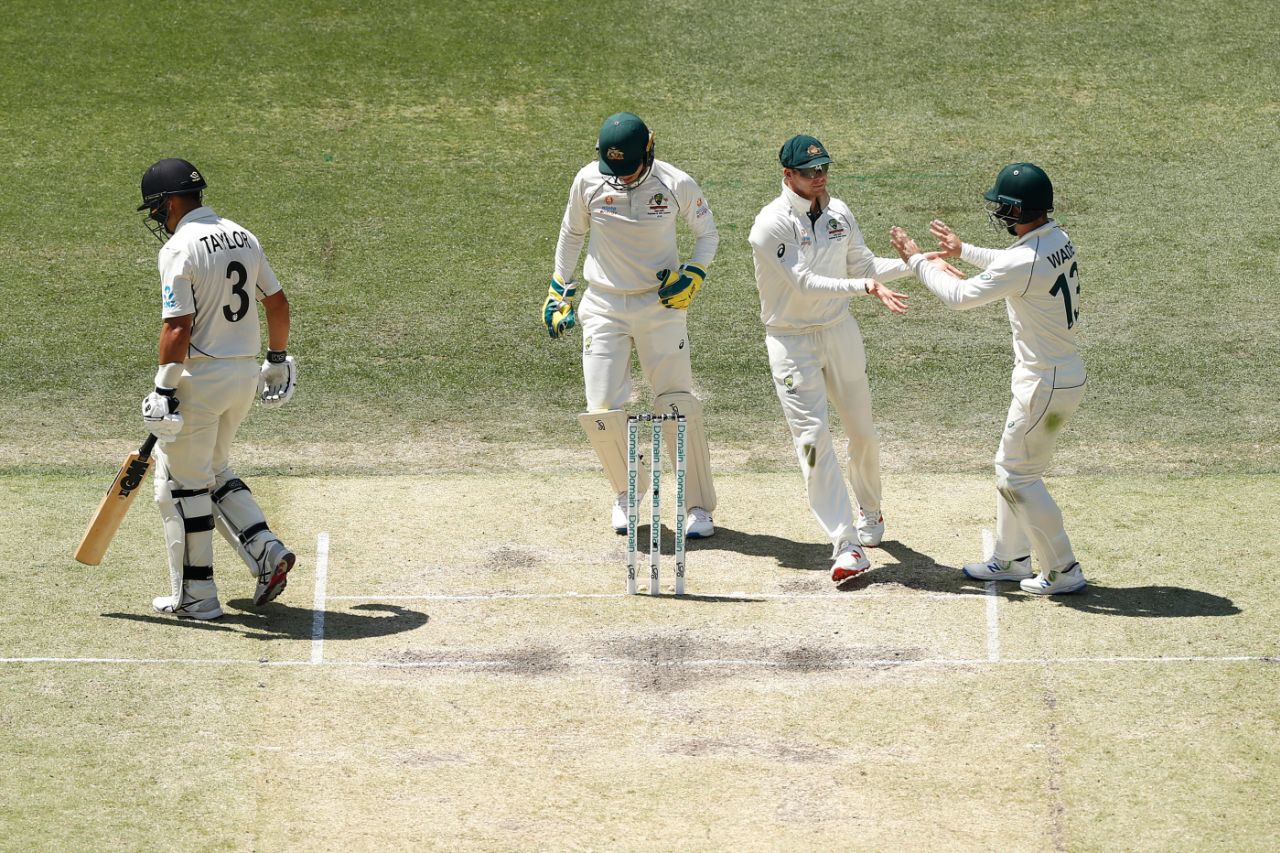 Steven Smith snapped up one at slip to get rid of Ross Taylor, Australia v New Zealand, 1st Test, Perth, 3rd day, December 14, 2019