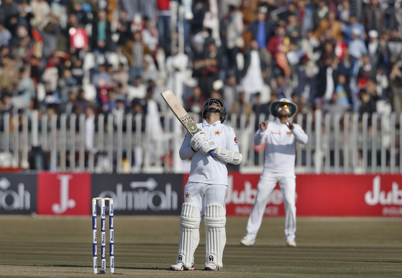 Abid Ali soaks up the applause on reaching a landmark, Pakistan v Sri Lanka, 1st Test, Rawalpindi, Day 5