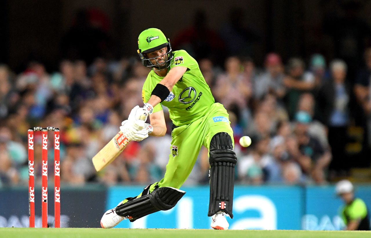 Callum Ferguson slugs one into the leg side, Brisbane Heat v Sydney Thunder, The Gabba, December 17, 2019