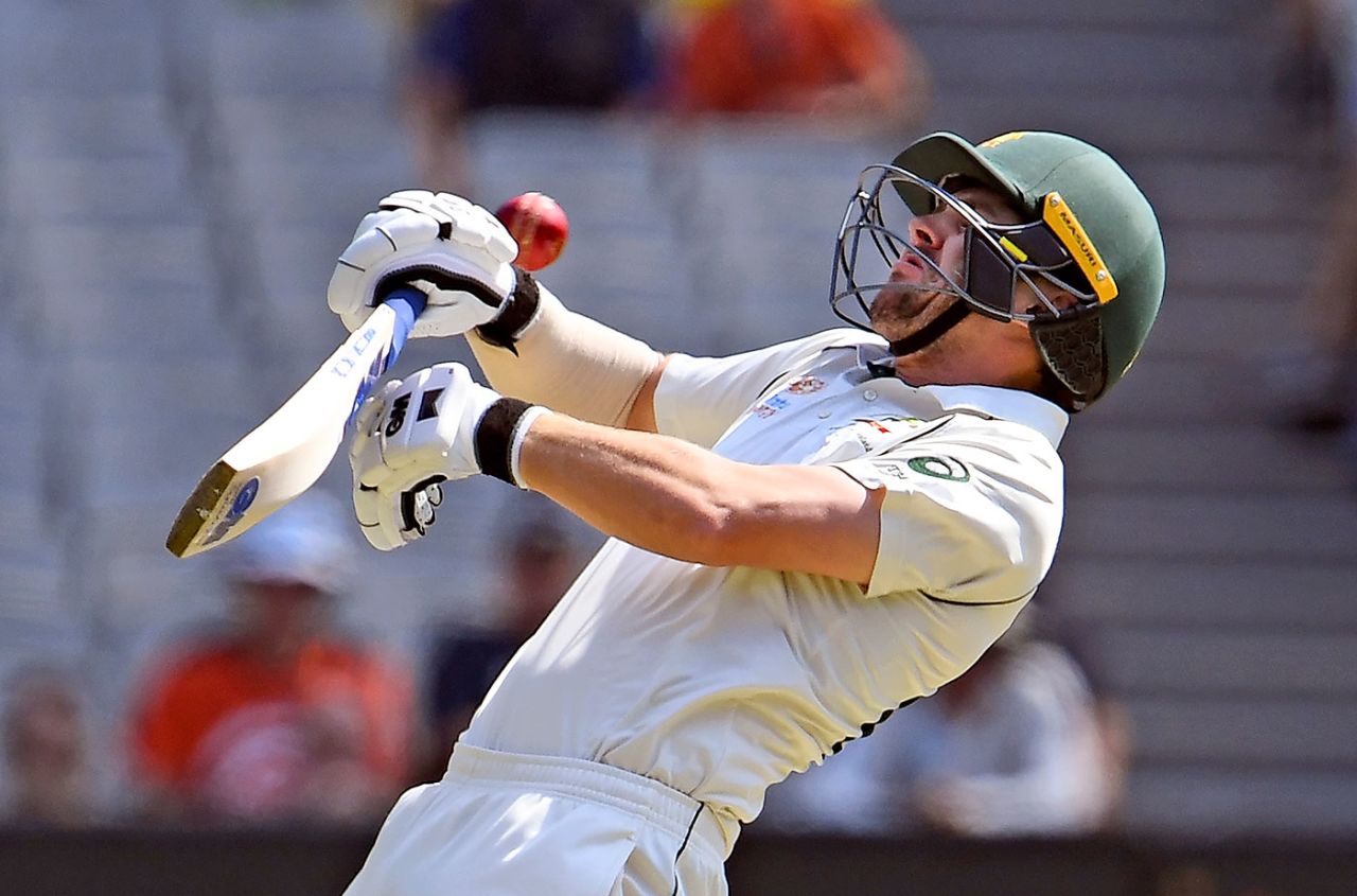 Travis Head just manages to evade a short ball, Australia v New Zealand, 2nd Test, Melbourne, 2nd day, December 27, 2019