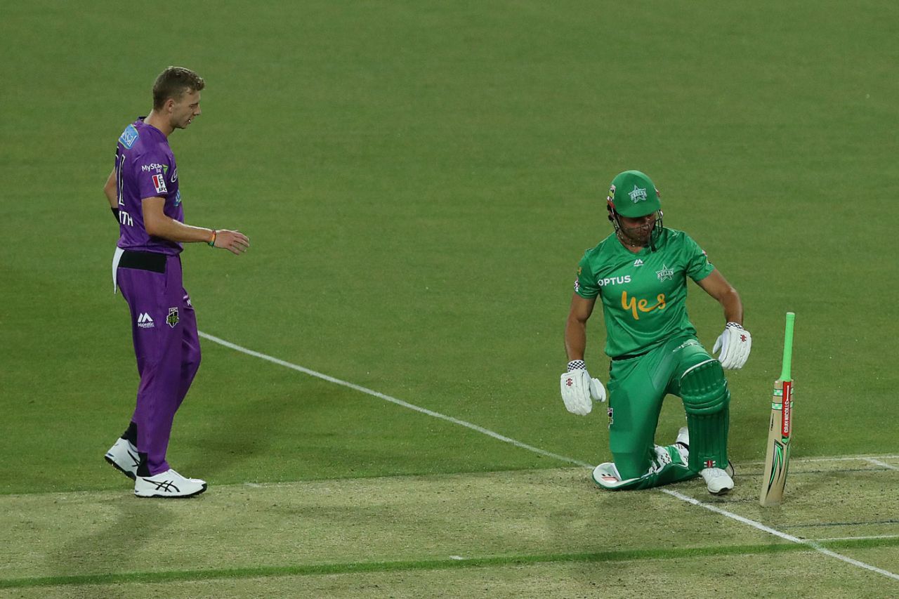 Riley Meredith checks on Marcus Stoinis after hitting him with a bouncer, Hobart Hurricanes v Melbourne Stars, Launceston, Big Bash League, December 30, 2019
