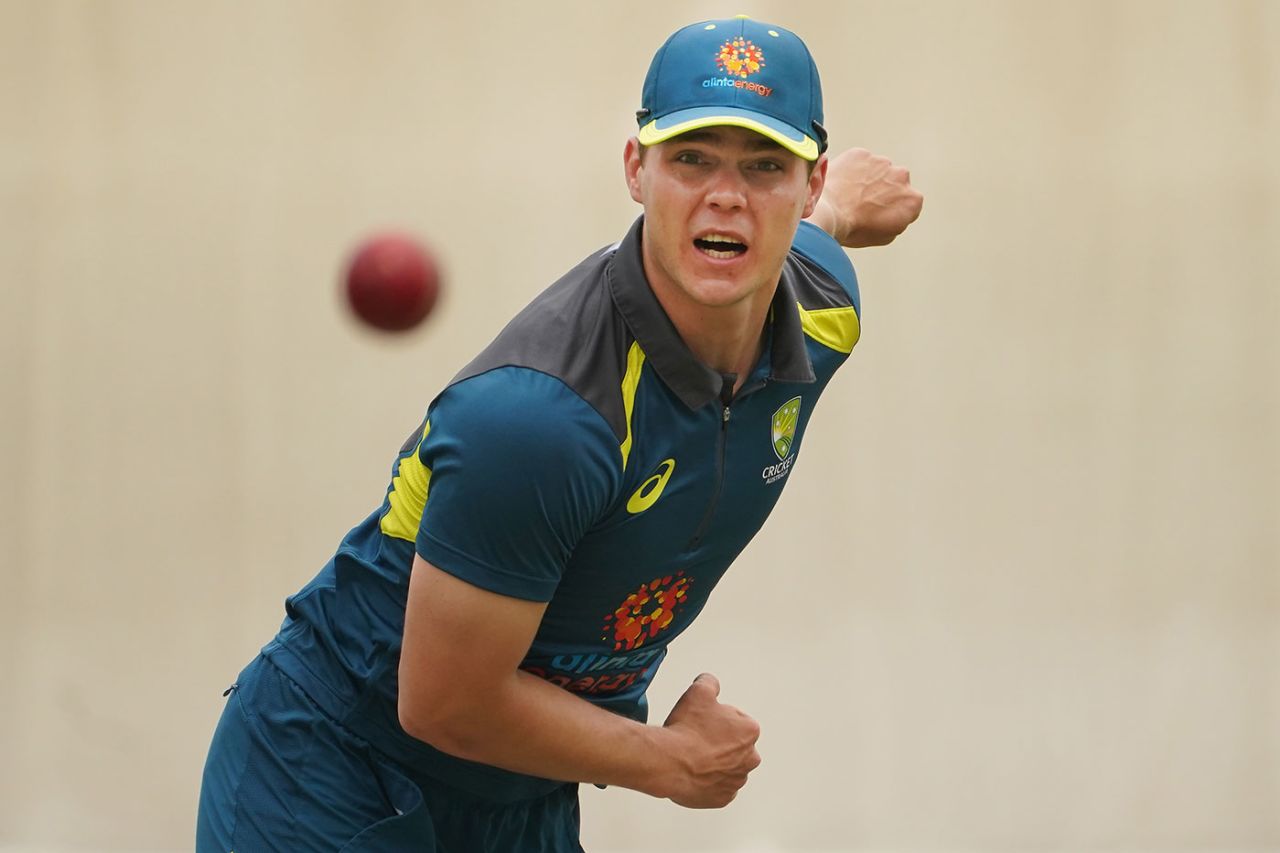 Mitchell Swepson bowls during training, SCG, January 1, 2020