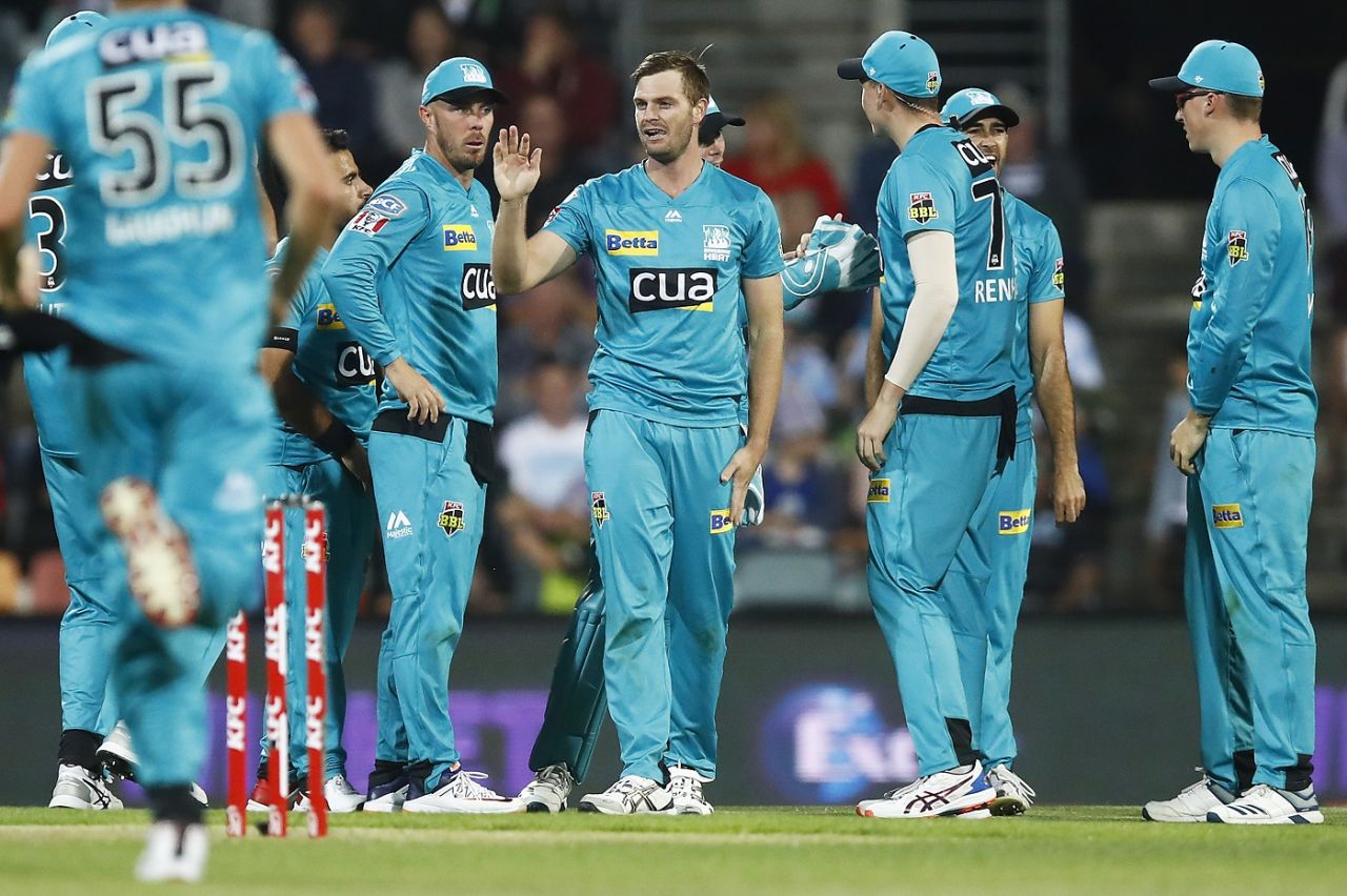 Mark Steketee struck a couple of crucial blows, Hobart Hurricanes v Brisbane Heat, Big Bash League, Hobart, January 3, 2019