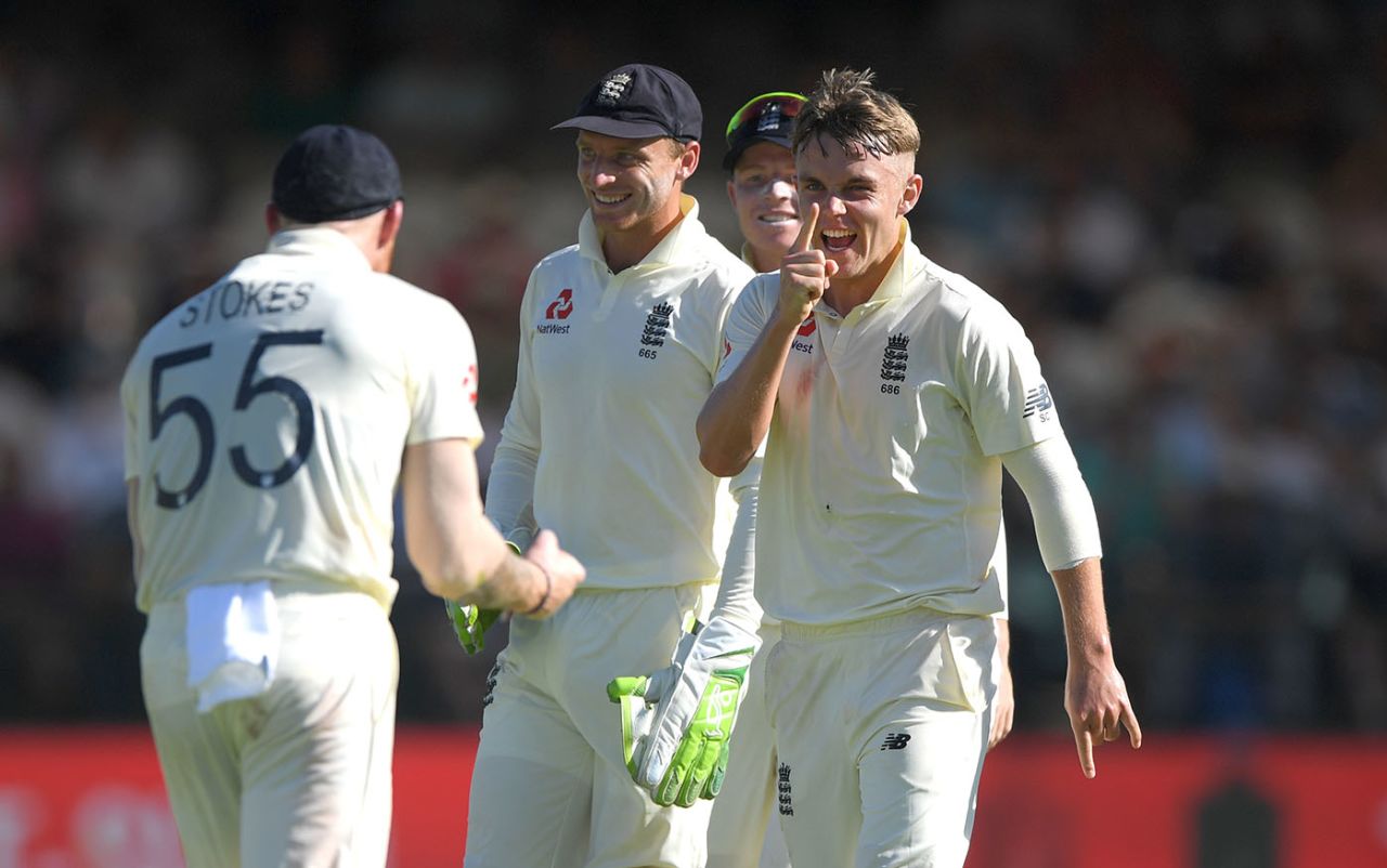 Sam Curran and Ben Stokes combined for a wicket, South Africa v England, 2nd Test, Cape Town, 2nd day, January 4, 2020