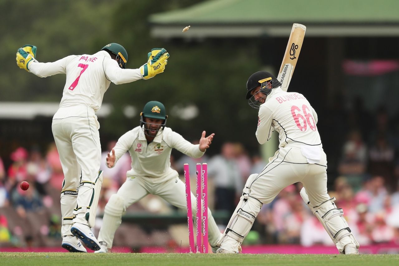Tom Blundell was bowled through his legs, Australia v New Zealand, 3rd Test, Sydney, 3rd day, January 5, 2020
