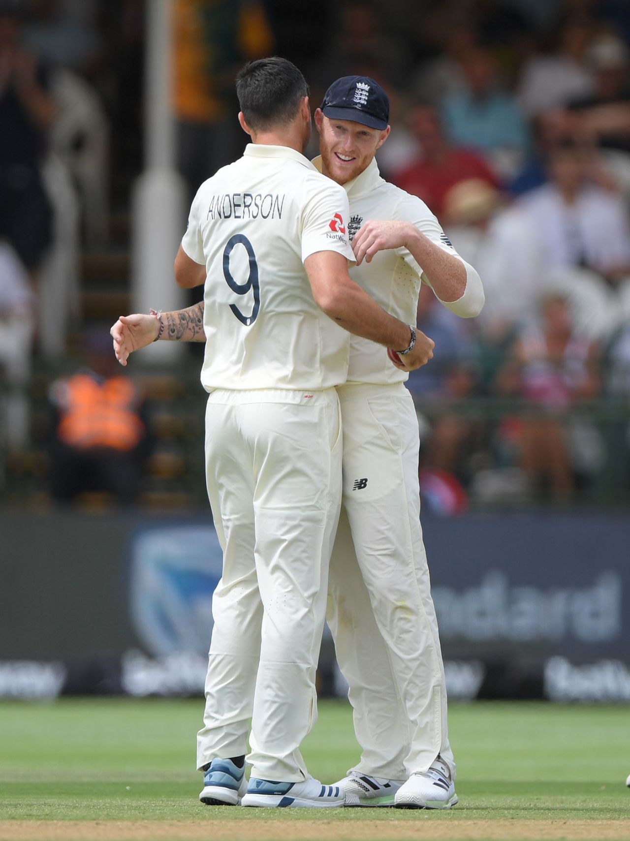 Ben Stokes congratulates James Anderson after the pair combined to give Anderson his fifth wicket and Stokes his fifth catch, South Africa v England, 2nd Test, Cape Town, January 5, 2020