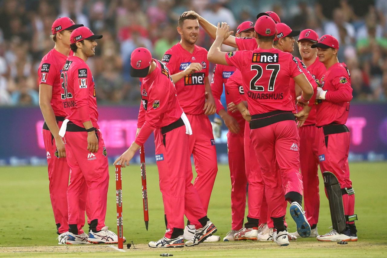 Josh Hazlewood was in fine form on his BBL comeback, Sydney Sixers v Adelaide Strikers, BBL 2019-20, Coffs Harbour, January 5, 2020