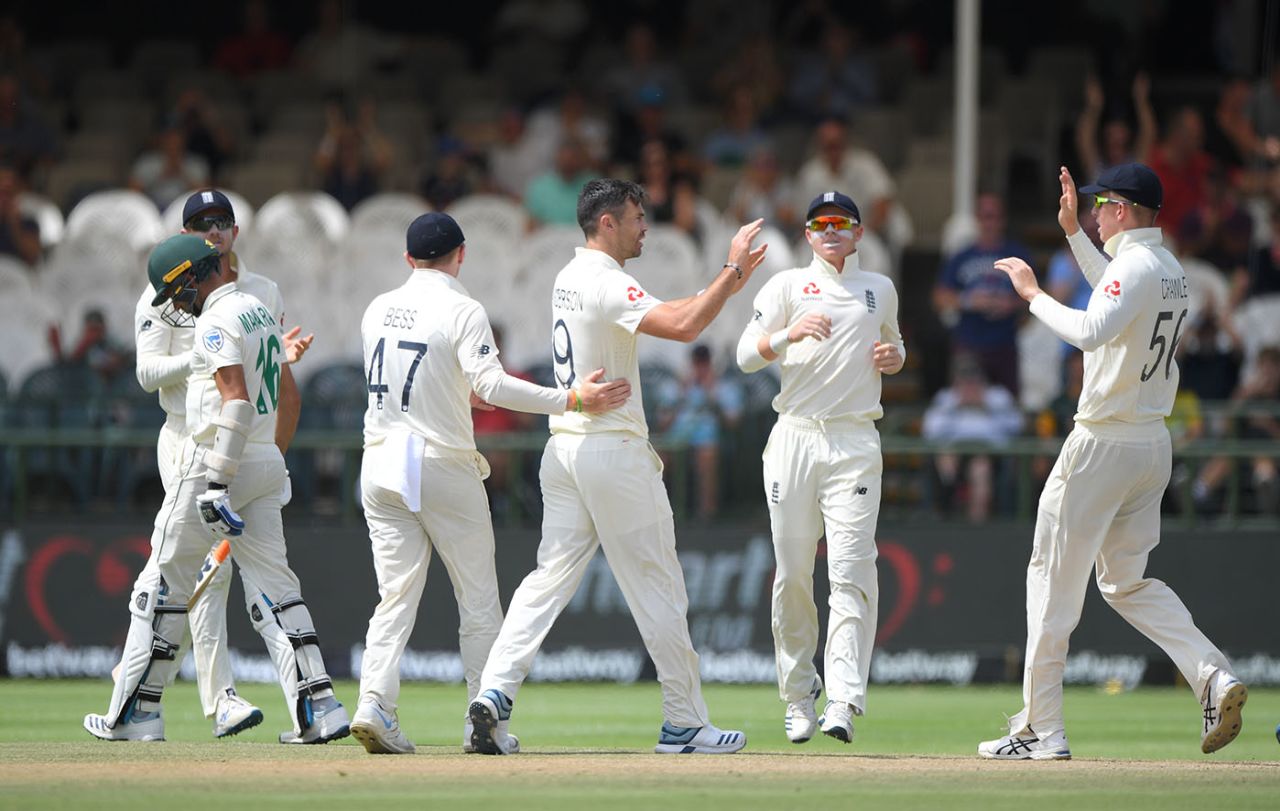 James Anderson receives the plaudits for a wicket, South Africa v England, 2nd Test, Cape Town, 5th day, January 7, 2020