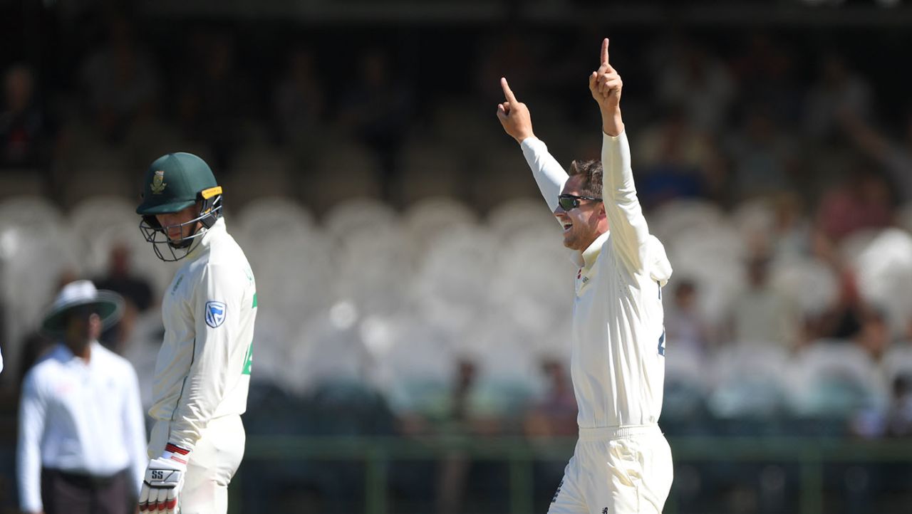 Joe Denly celebrates after getting Quinton de Kock, South Africa v England, 2nd Test, Cape Town, 5th day, January 7, 2020