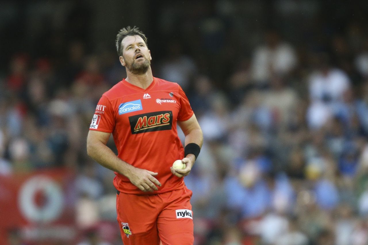 Dan Christian seeks inspiration from above, Melbourne Renegades v Adelaide Strikers, BBL 09, Melbourne, December 29, 2019