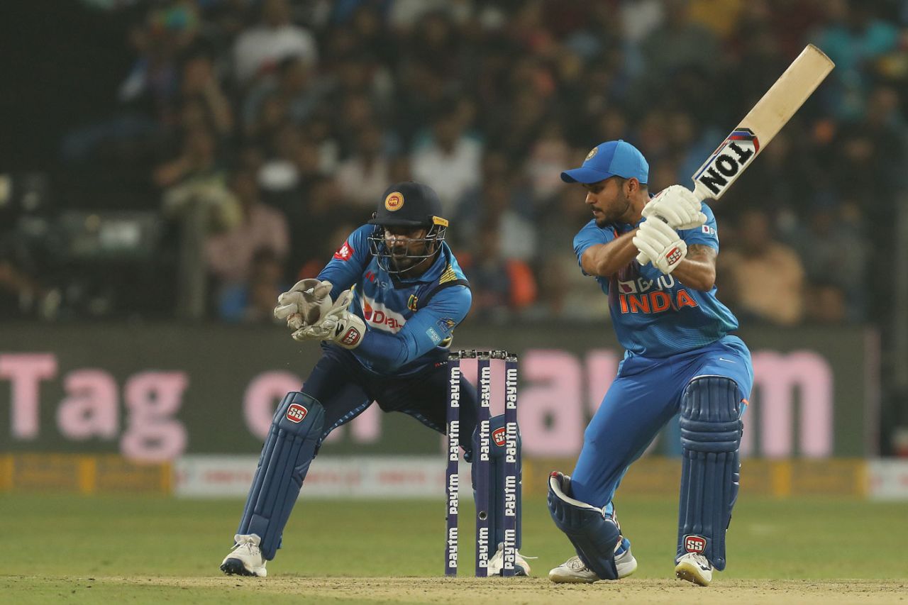 Manish Pandey chops through the off side, India v Sri Lanka, 3rd T20I, Pune