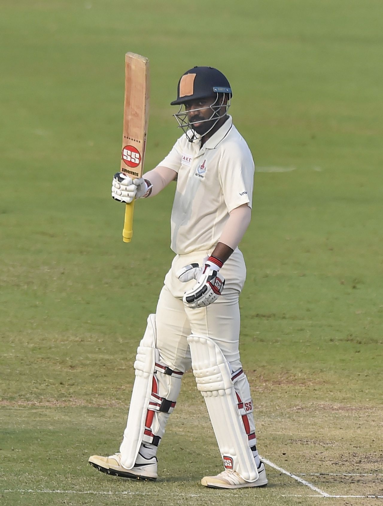 Abhinav Mukund raises his bat after reaching a fifty, Tamil Nadu v Mumbai, Ranji Trophy 2019-20, Chennai, January 12, 2020