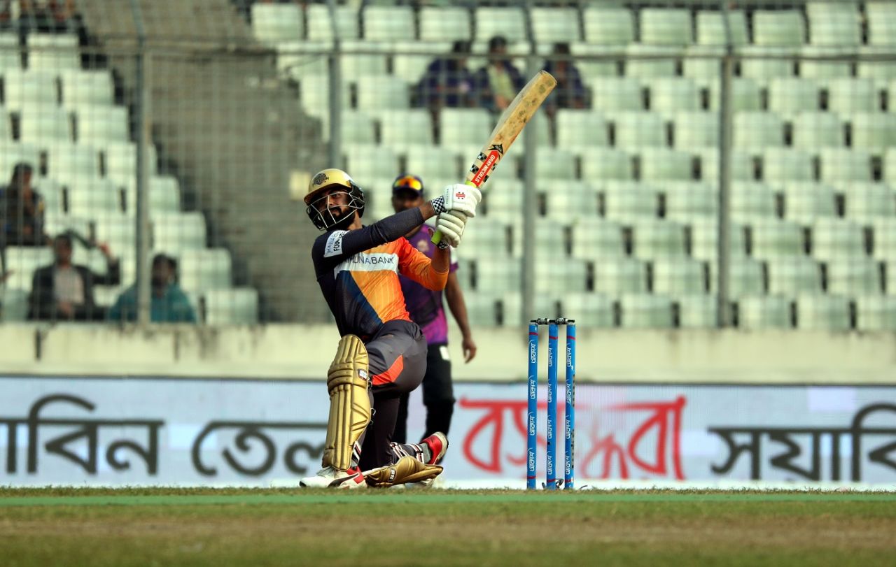 Shadab Khan continues to add to his credentials as an allrounder, Dhaka Platoon v Chattogram Challengers, Bangladesh Premier League, Dhaka, January 13, 2020