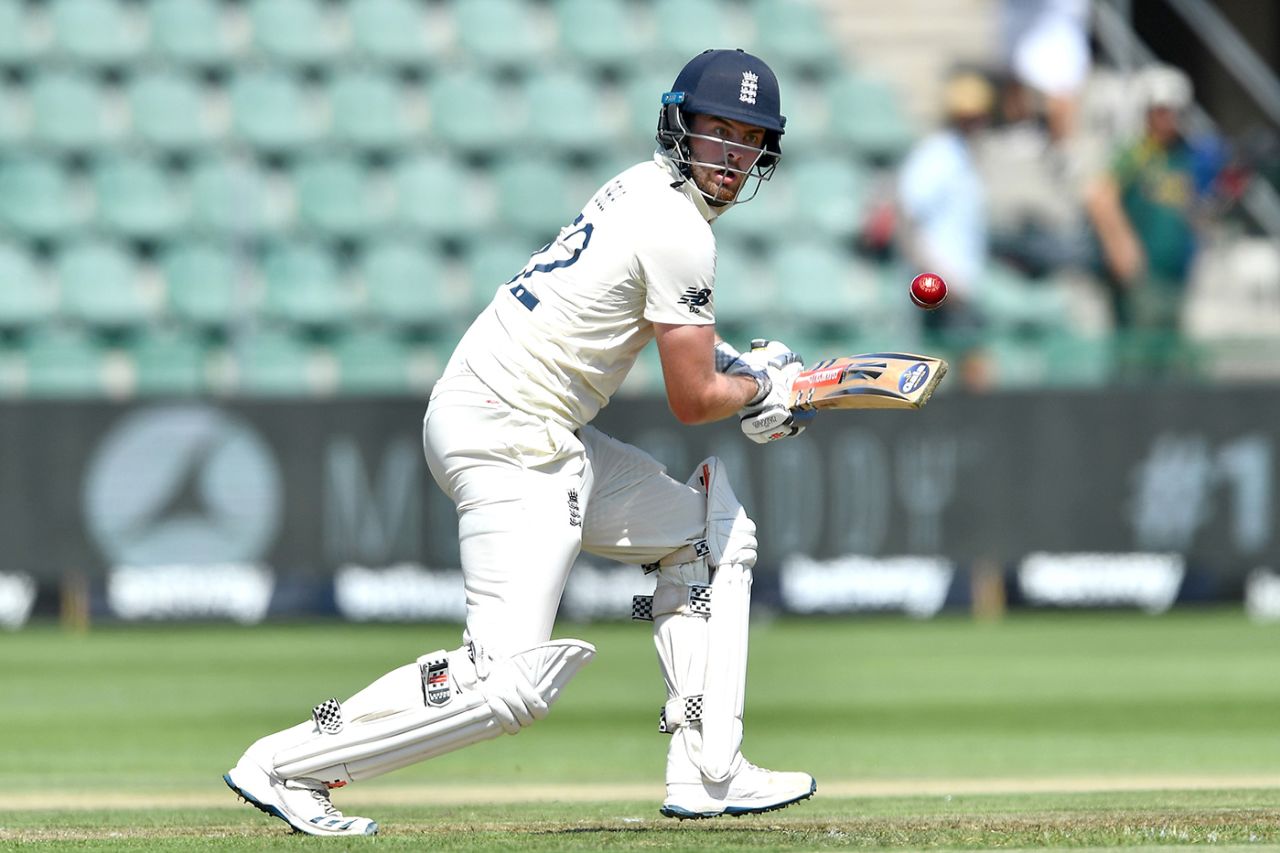 Dom Sibley keeps his eye on the ball, South Africa v England, 3rd Test, Port Elizabeth, Day 1, January 16, 2020