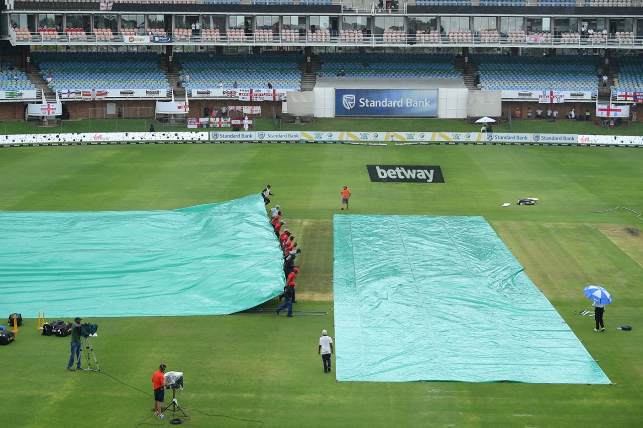 Rain delayed proceedings on the second morning, South Africa v England, 3rd Test, Port Elizabeth, 2nd day, January 17, 2020