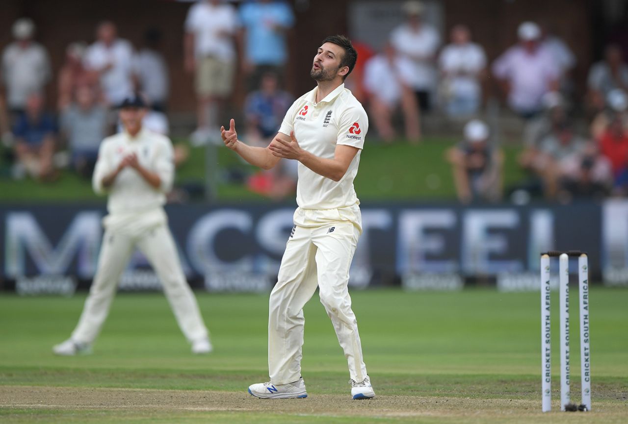Mark Wood bowled his first competitive over since the World Cup final, South Africa v England, 3rd Test, Port Elizabeth, 2nd day, January 17, 2020