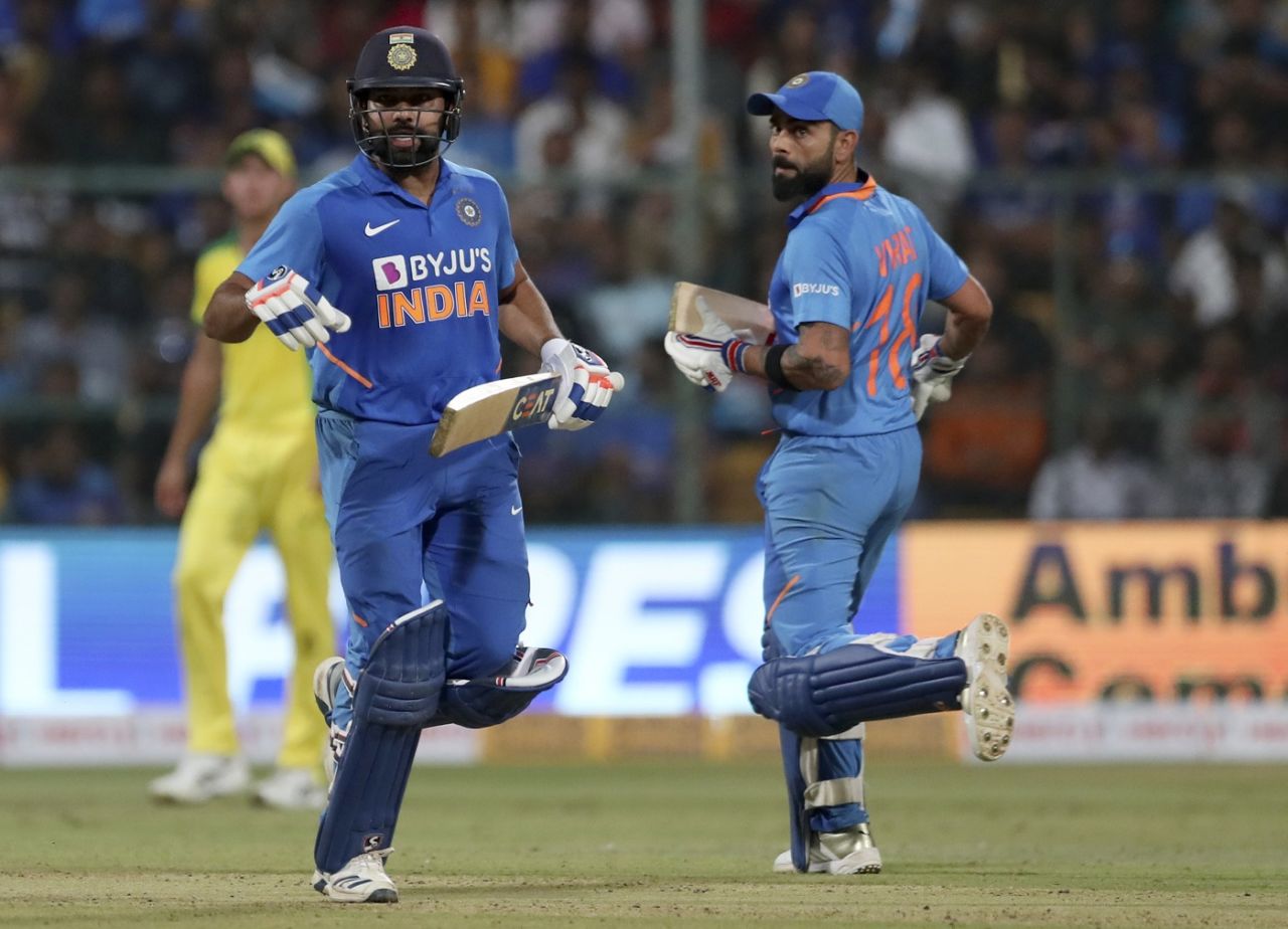 Rohit Sharma and Virat Kohli run during their stand, India v Australia, 3rd ODI, Bengaluru, January 19, 2020