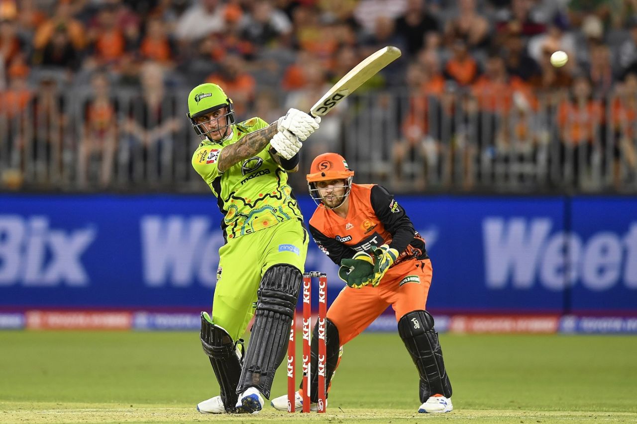 Alex Hales shored up the Thunder innings with a 59-ball 85, Perth Scorchers v Sydney Thunder, Big Bash League 2019-20, Perth, January 20, 2020
