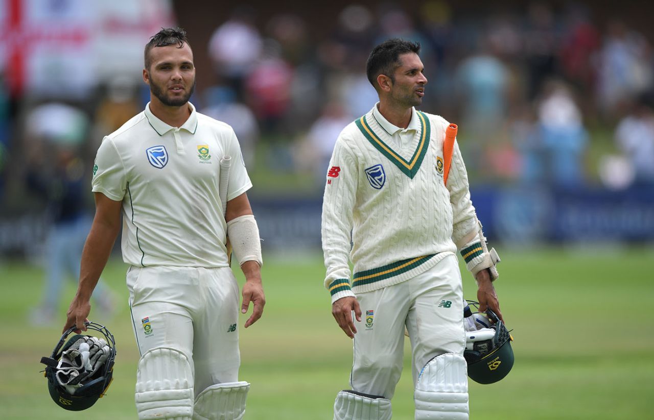 Dane Paterson and Keshav Maharaj leave the field together after their 99-run last-wicket stand, South Africa v England, 3rd Test, 5th day, Port Elizabeth, January 20, 2020