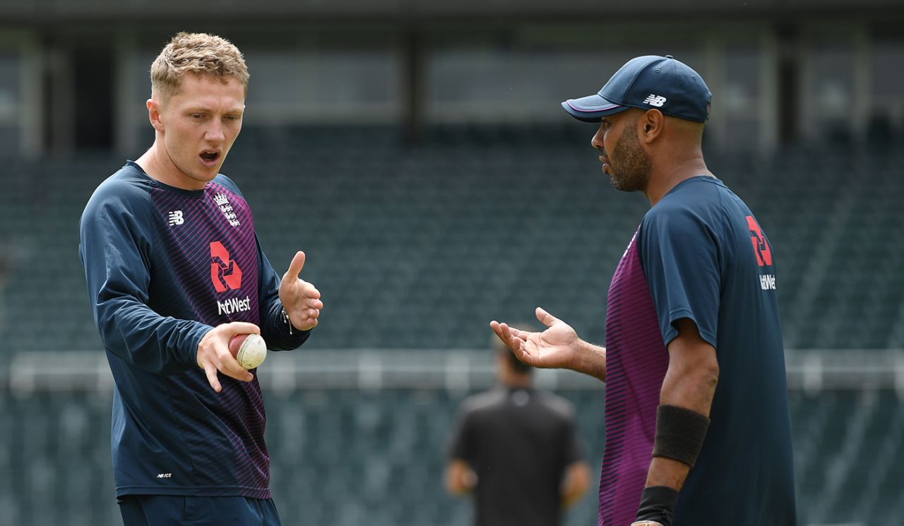 Dom Bess chats to spin consultant Jeetan Patel, England training, The Wanderers, January 23, 2020
