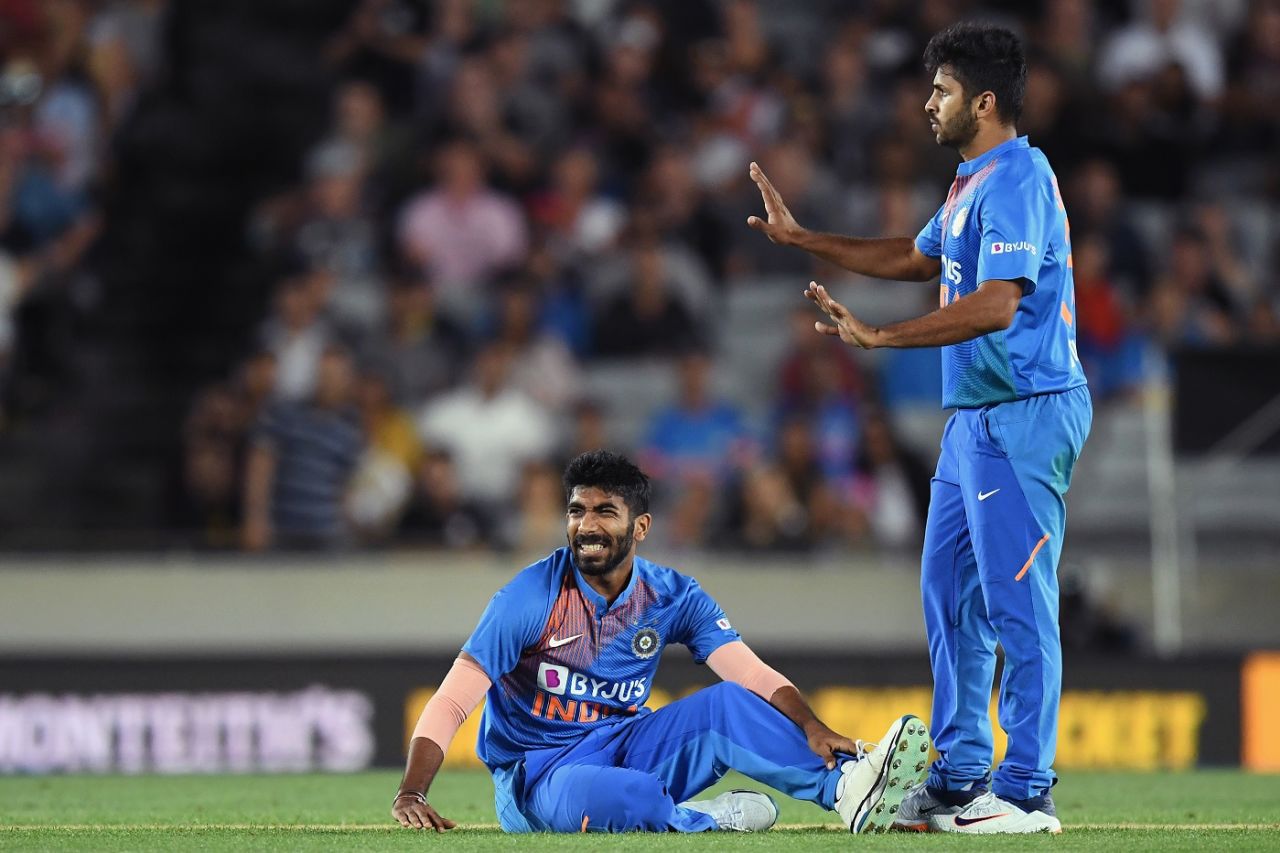 Jasprit Bumrah grimaces after hurting his ankle while bowling, New Zealand v India, 1st T20I, Auckland, January 24, 2020