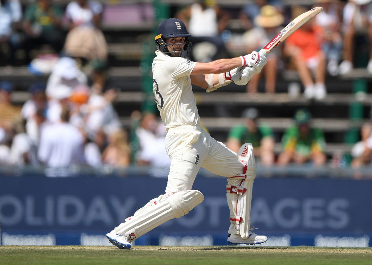 Mark Wood slashes a cut through the off side, South Africa v England, 4th Test, Day 2, Johannesburg, January 25, 2020