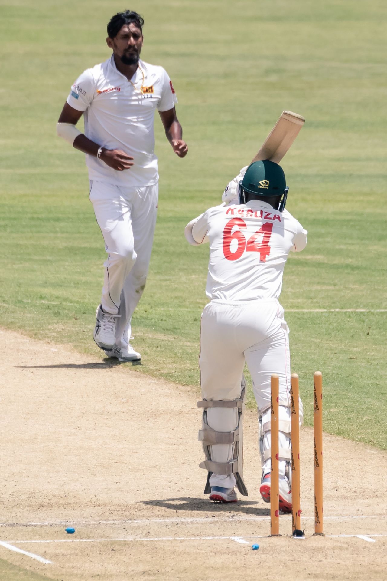 Suranga Lakmal bowls Kevin Kasuza, Zimbabwe v Sri Lanka, 2nd Test, Harare, 1st day, January 27, 2020