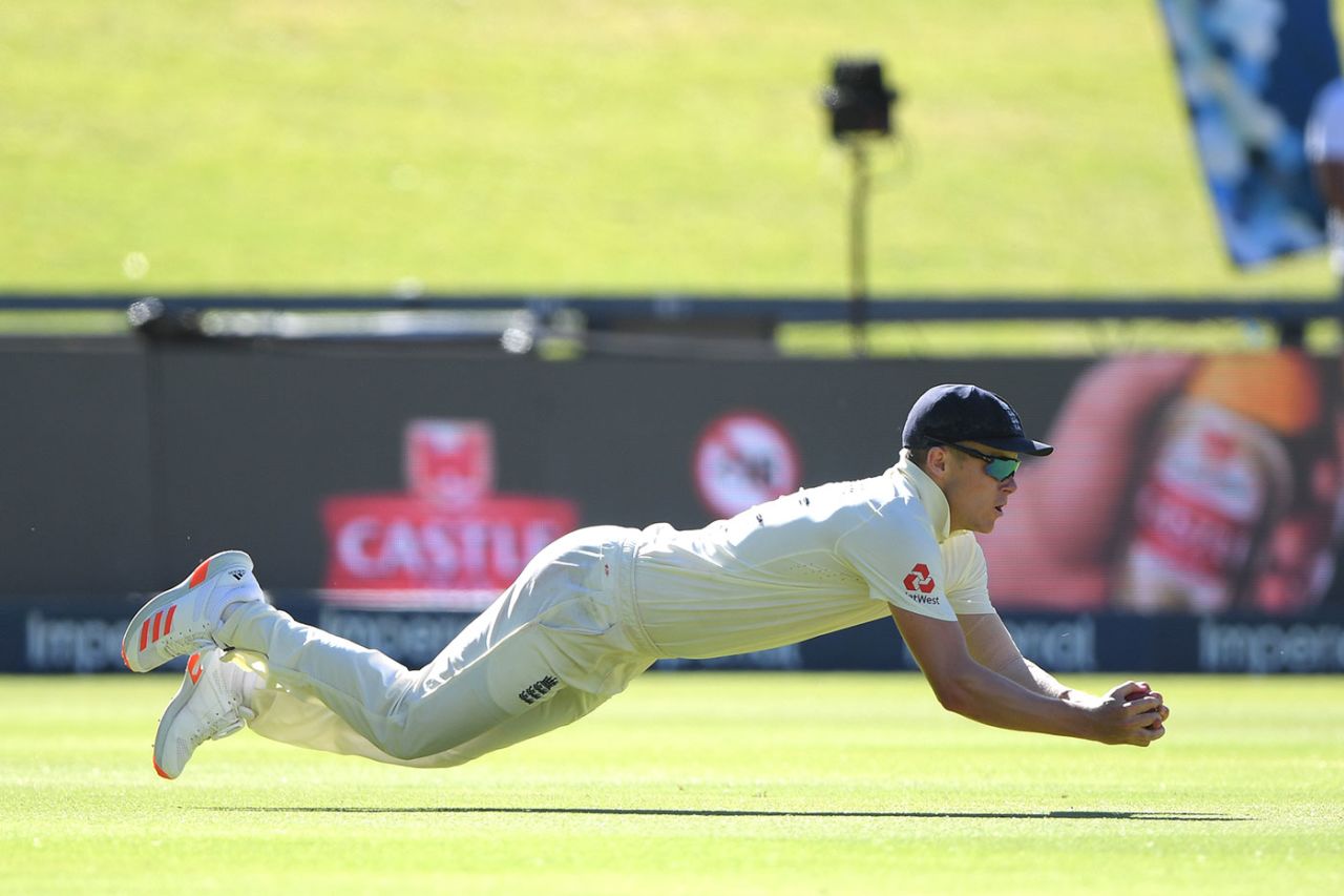 Sam Curran dives for a catch at backward square leg, South Africa v England, 4th Test, Johannesburg, 4th day, January 27, 2020