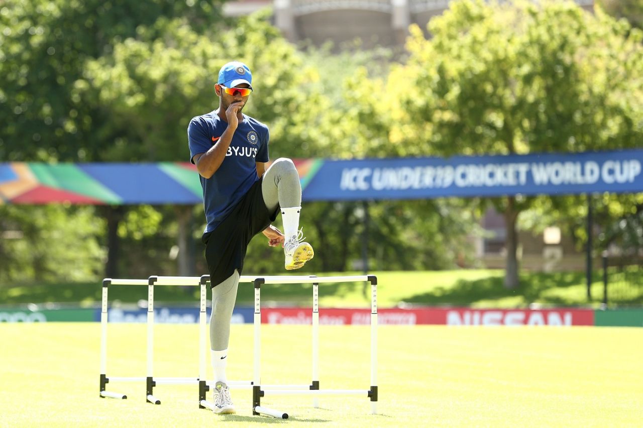 Siddhesh Veer in action at training, Under-19 World Cup 2020