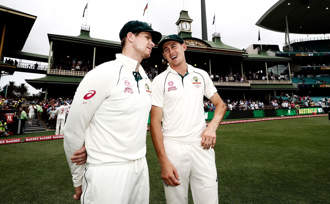 Steven Smith and Marnus Labuschagne have a chat, Australia v New Zealand, 3rd Test, Sydney, 4th day, January 6, 2020