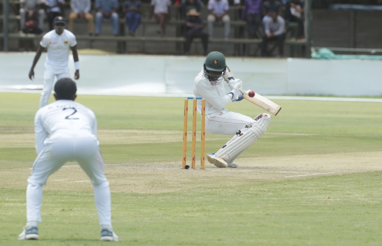 Victor Nyauchi is struck as he ducks under a Lahiru Kumara bouncer, Zimbabwe v Sri Lanka, 2nd Test, Harare, 2nd day, January 28, 2020
