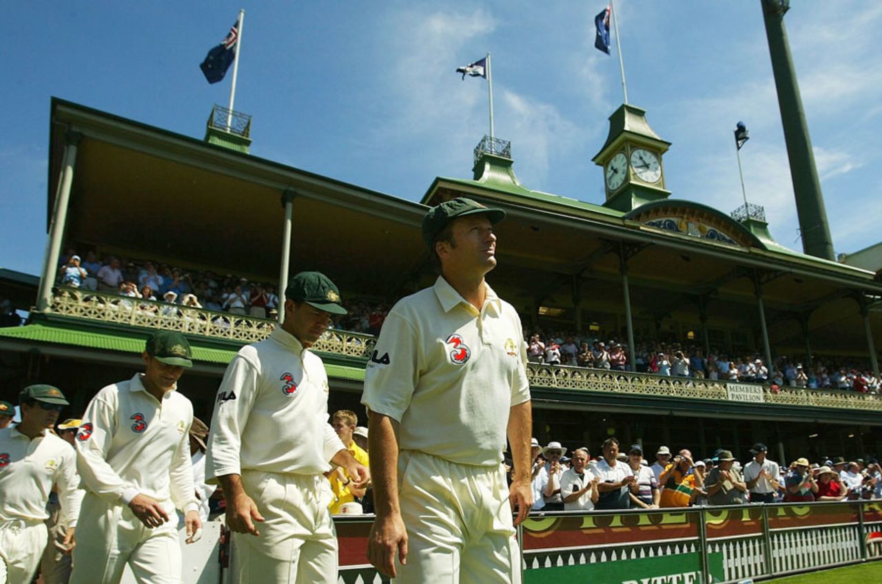 Steve Waugh leads his team out in his last Test, 4th Test, Sydney, 1st day, January 2, 2004