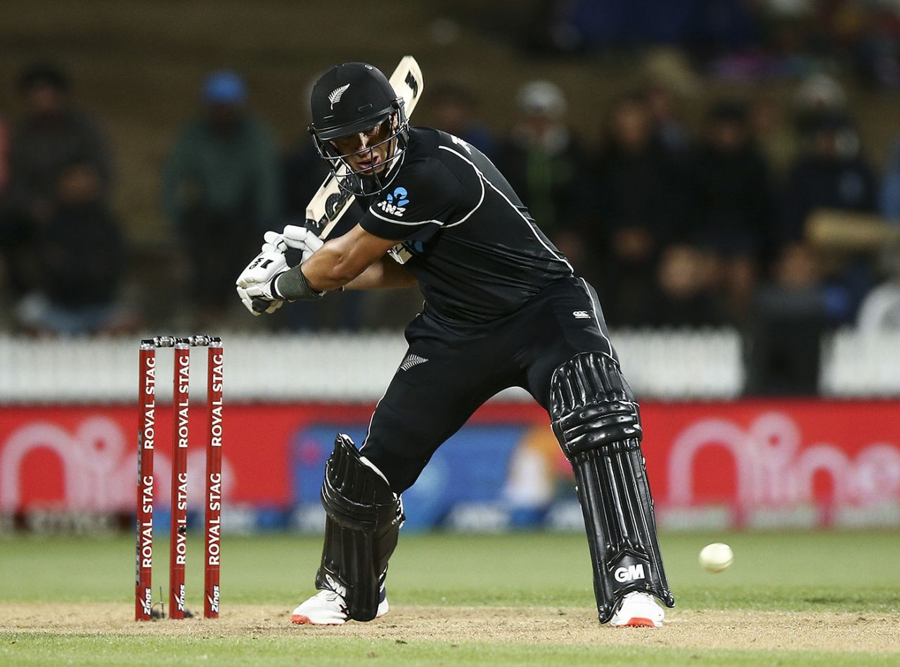 Ross Taylor shapes to play the ball, New Zealand v India, 1st ODI, Hamilton, February 5, 2020