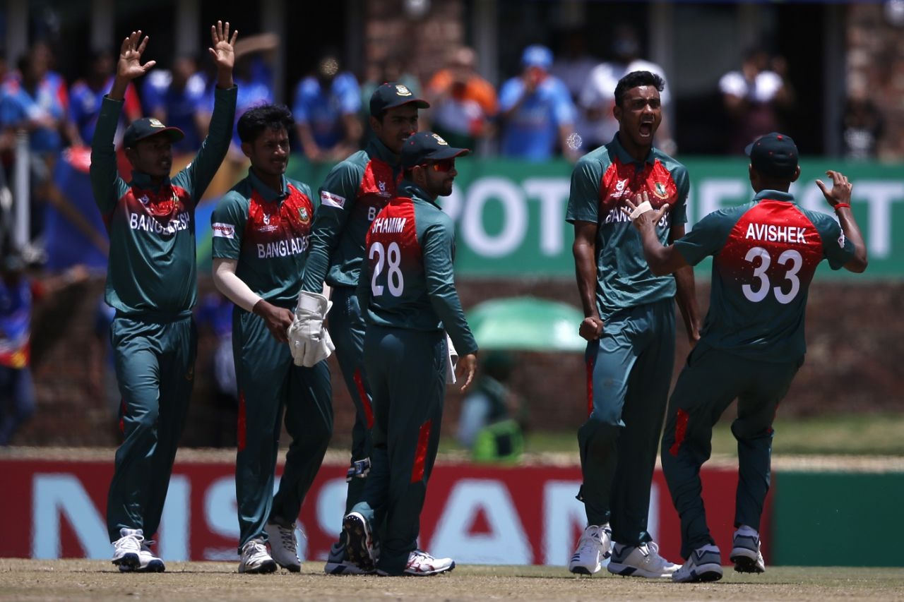 Shoriful Islam is pumped after taking a wicket, Bangladesh U-19s v India U-19s, Final, Potchefstroom, February 9, 2020
