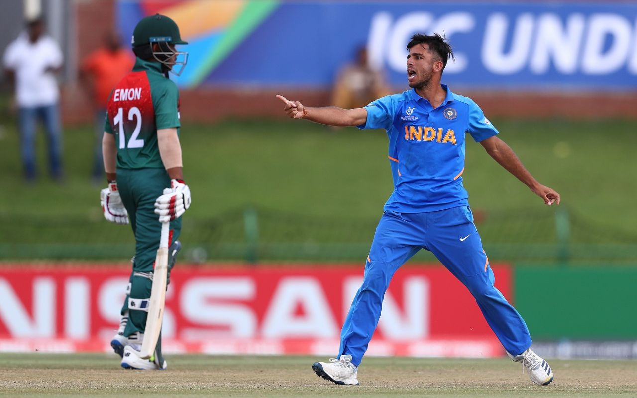 Ravi Bishnoi celebrates a wicket with gusto, Bangladesh U-19s v India U-19s, Final, Potchefstroom, February 9, 2020