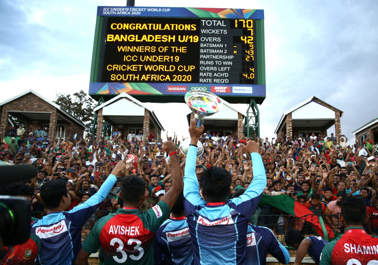 U-19 World Cup champions Bangladesh acknowledge their fans in Potchefstroom, Bangladesh v India, Under-19 World Cup, final, February 9, 2020