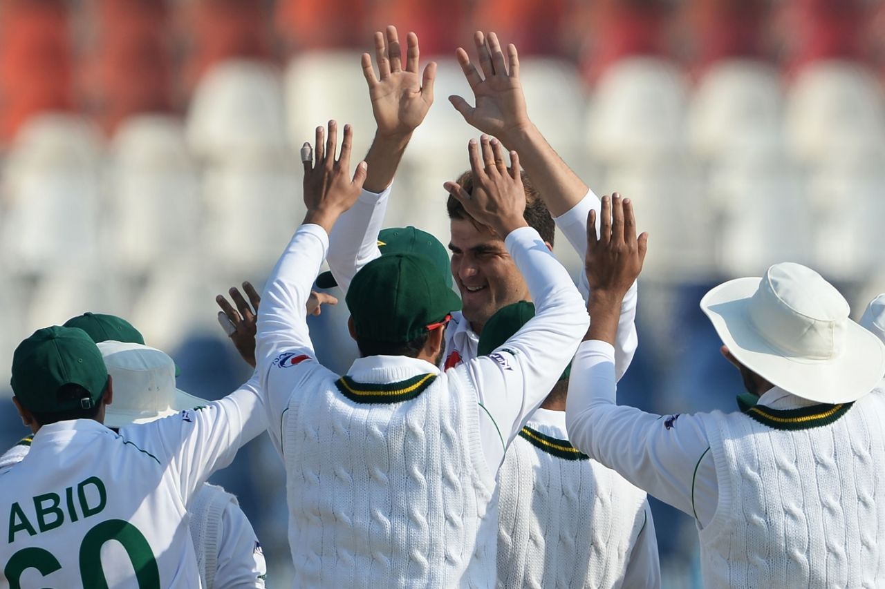 Shaheen Afridi sent back Mominul Haque early on the fourth day, Pakistan v Bangladesh, 1st Test, Rawalpindi, 4th day, February 10, 2020