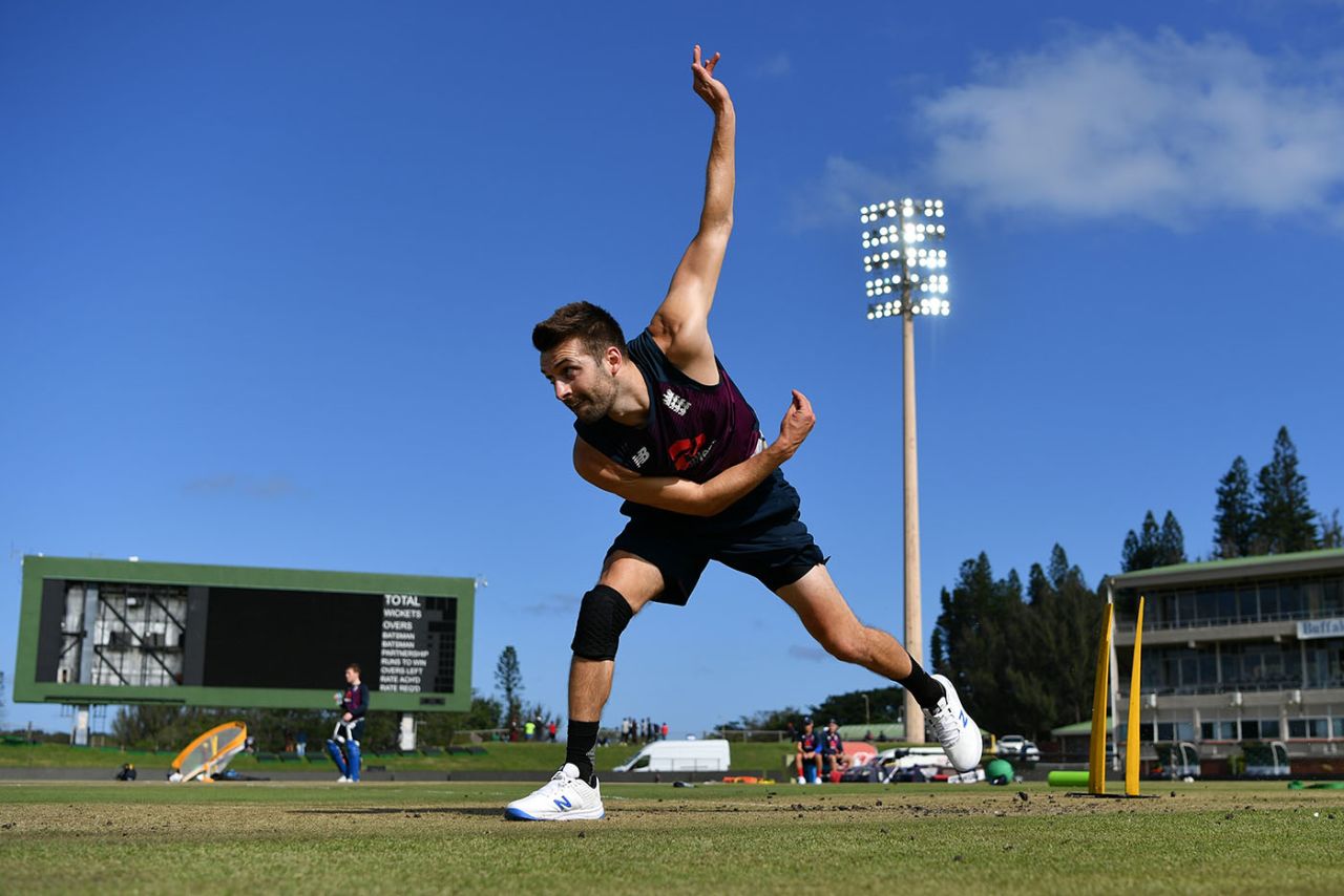 Mark Wood training ahead of the first T20 International against South Africa, East London, February 11, 2020