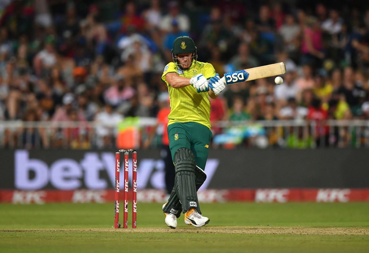 David Miller bludgeons a pull, South Africa v England, 2nd T20I, Durban, February 14, 2020