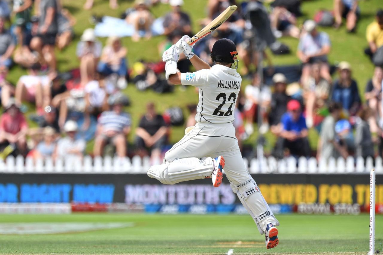 Kane Williamson plays a cut, New Zealand v India, 1st Test, Wellington, 2nd day, February 22, 2020