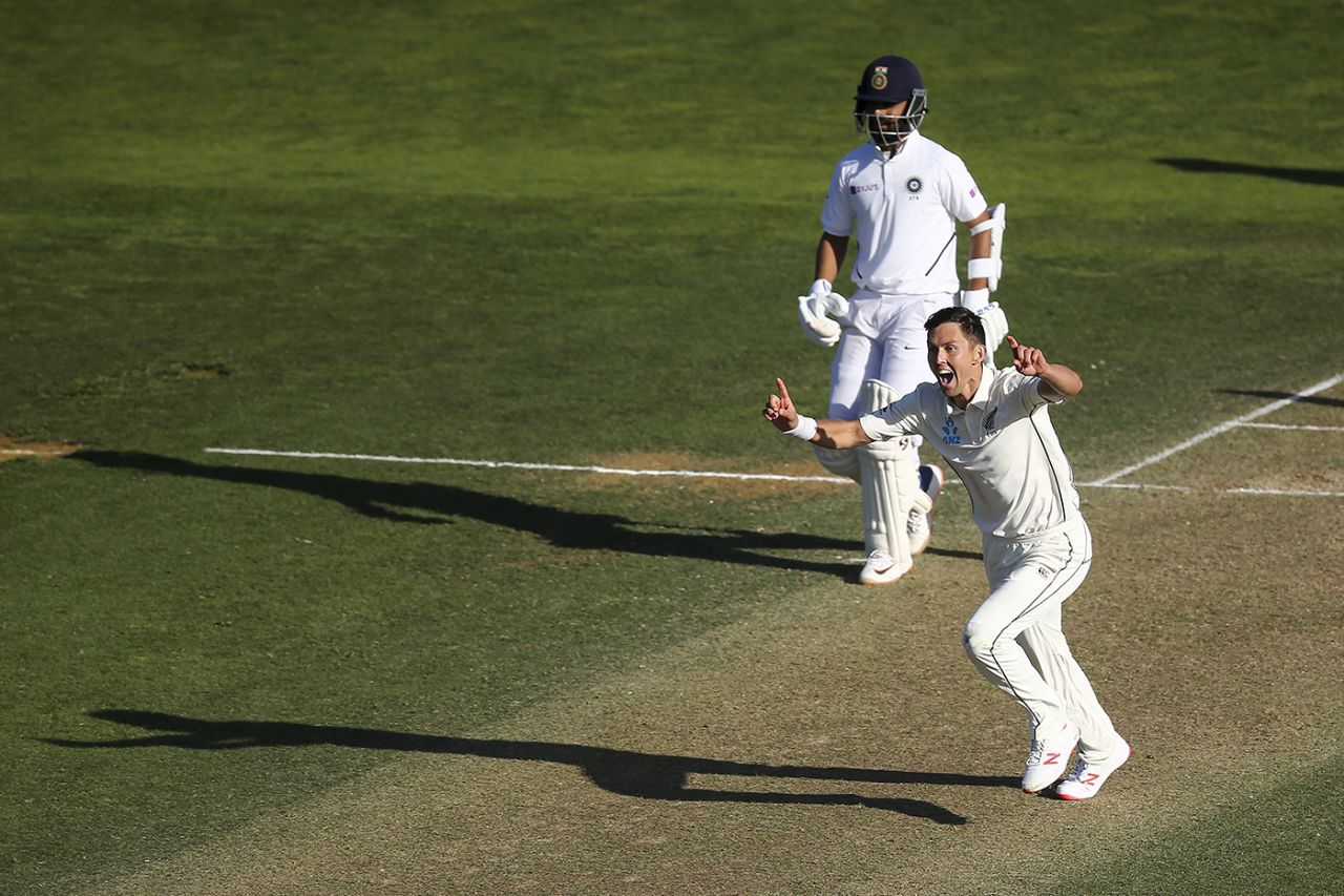 Trent Boult is pumped up after accounting for Virat Kohli, New Zealand v India, 1st Test, Wellington, 3rd day, February 23, 2020
