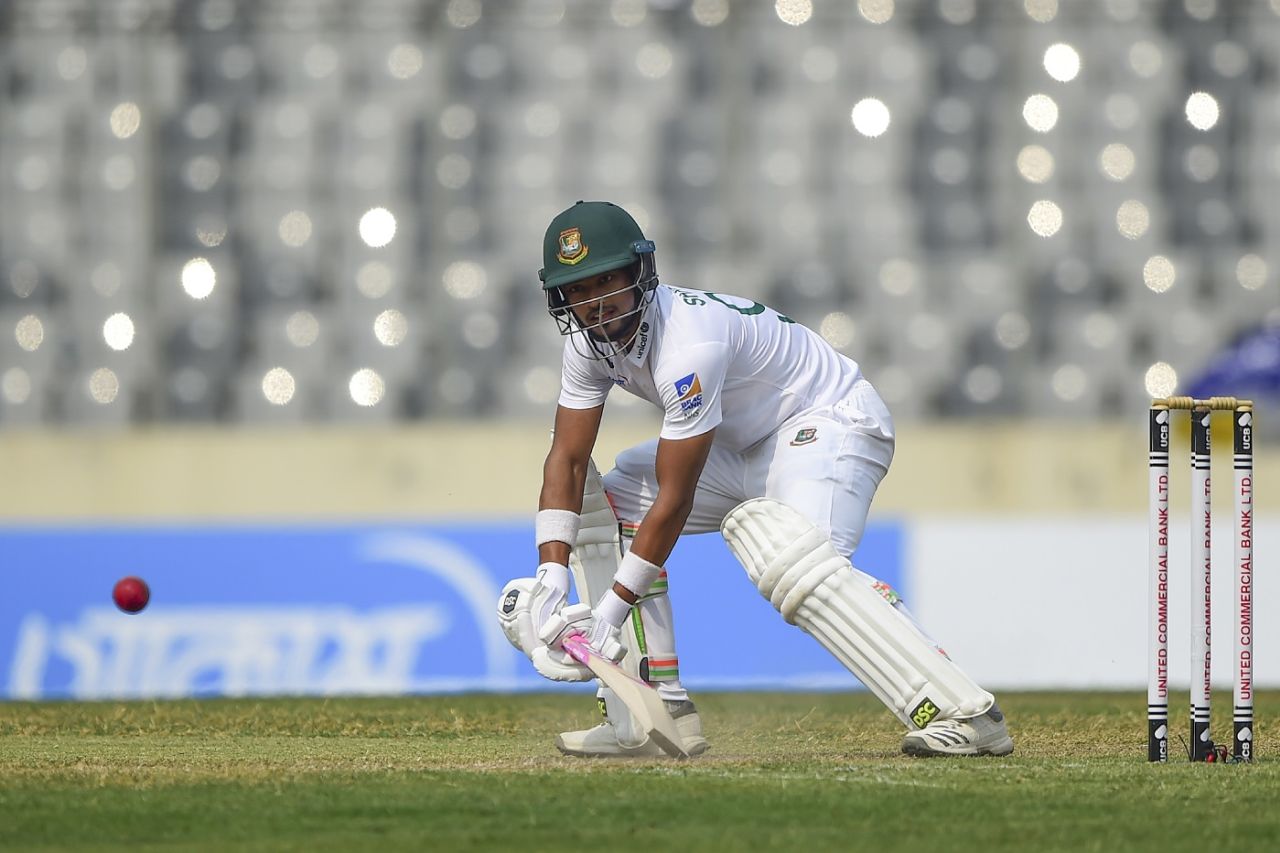 Najmul Hossain Shanto dabs one to point, Bangladesh v Zimbabwe, Only Test, Dhaka, 2nd day, February 23, 2020