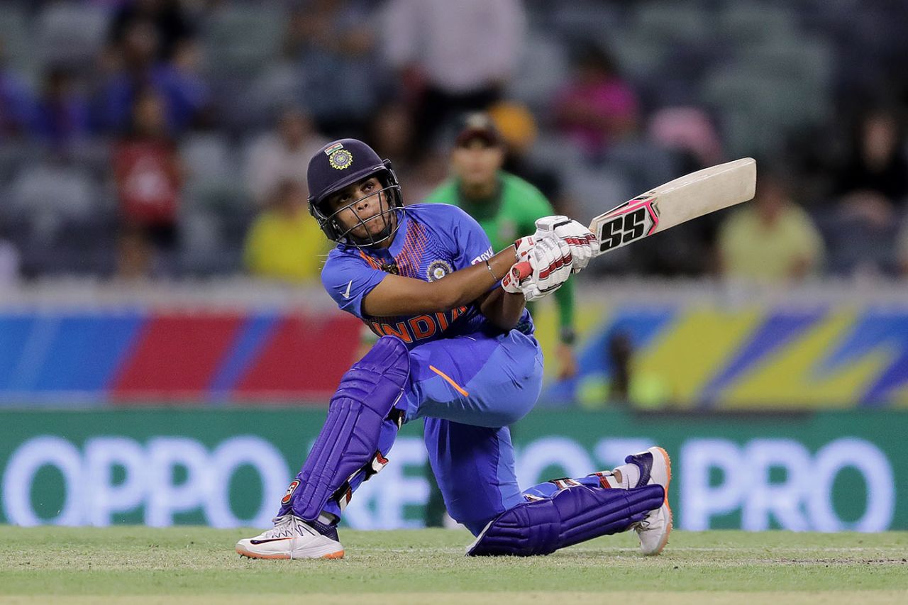Veda Krishnamurthy sweeps during her cameo, India v Bangladesh, Women's T20 World Cup, Perth, February 24, 2020