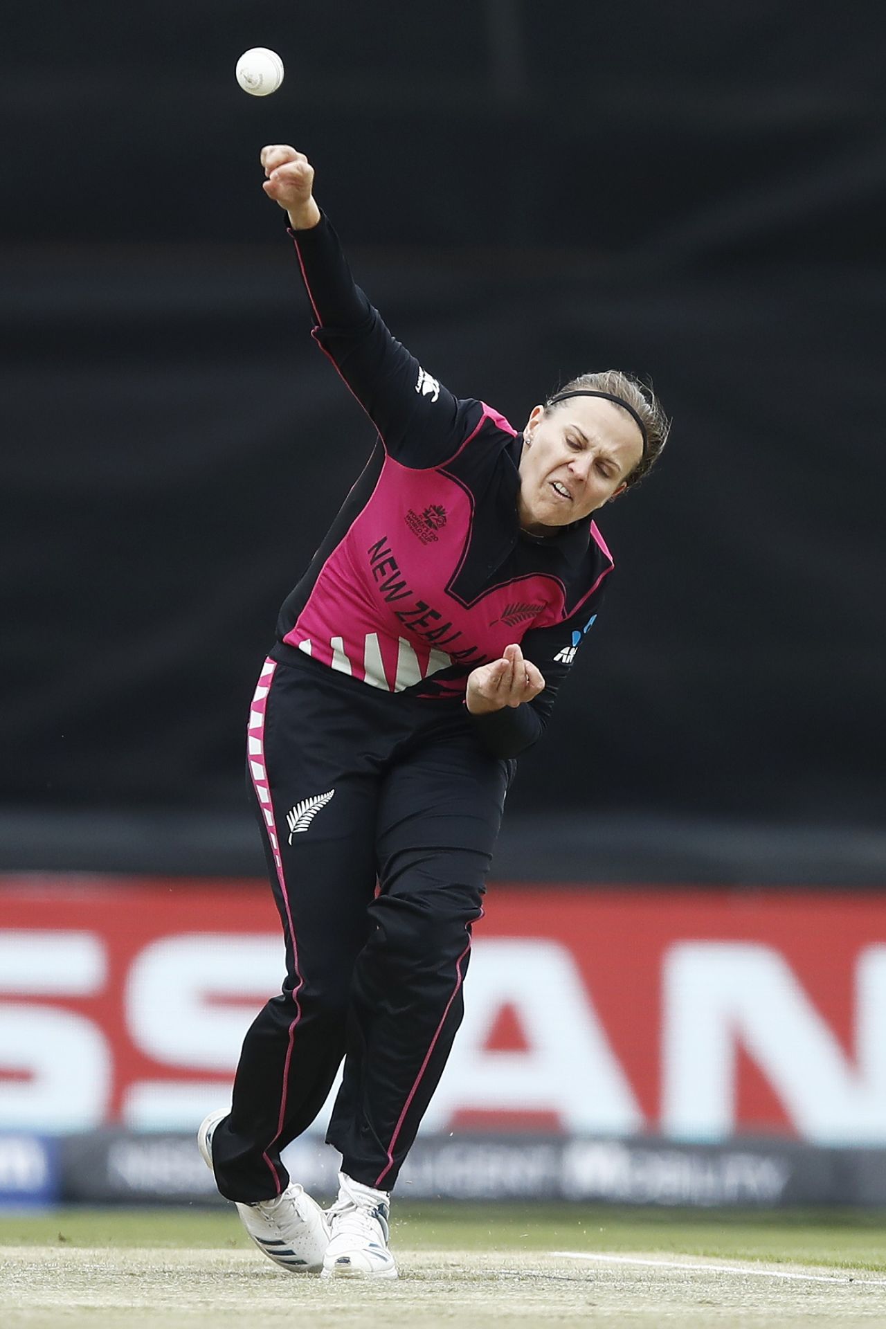 Lea Tahuhu struck early for New Zealand, India v New Zealand,  ICC Women's T20 World Cup, Melbourne (Junction Oval), February 27, 2020