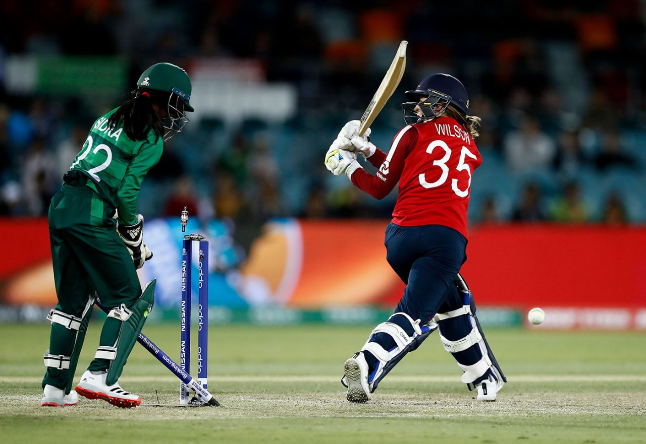 Fran Wilson is bowled, England v Pakistan, Women's T20 World Cup, Canberra, February 28, 2020