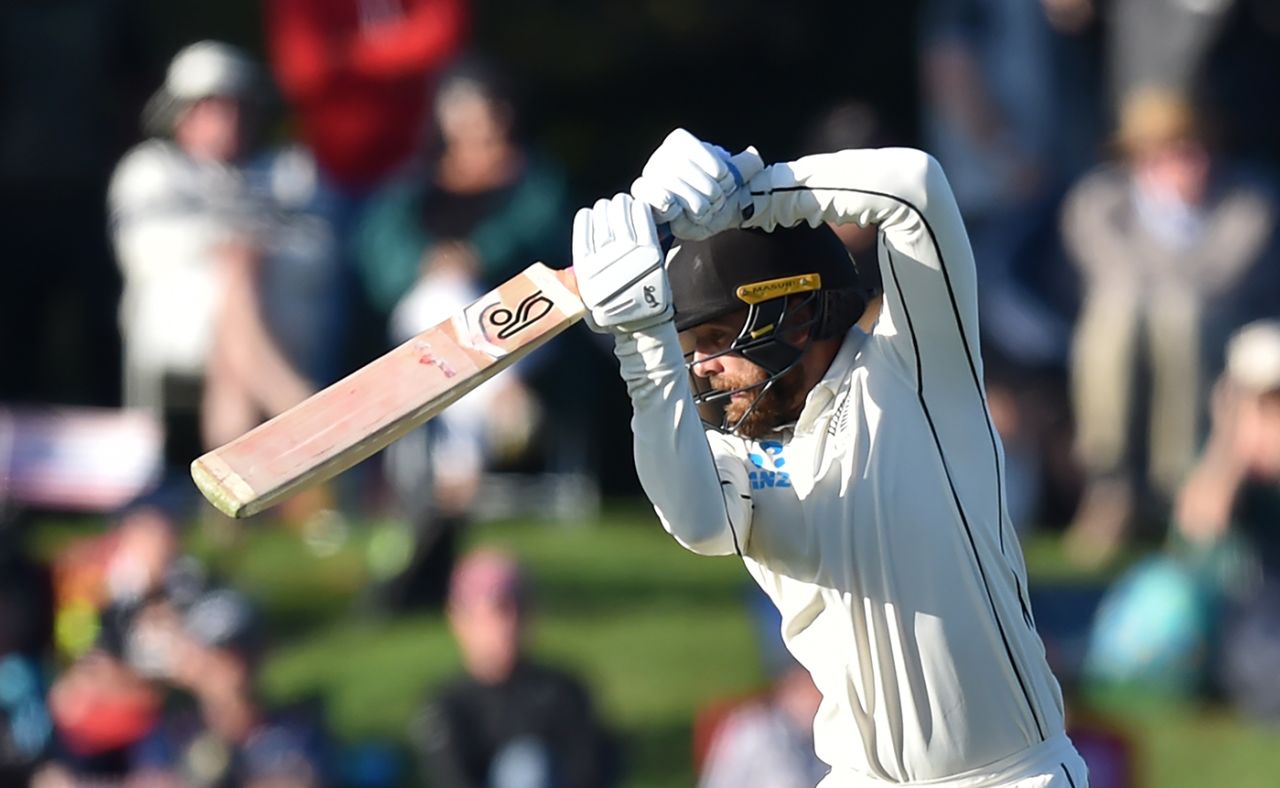 Tom Blundell drives into the covers, New Zealand v India, 2nd Test, Christchurch, 1st day, February 29, 2020