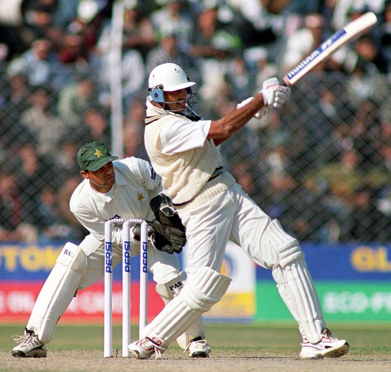 Mohammad Azharuddin swings for a six, first day, second test, India v Pakistan, Feroz Shah Kotla, Delhi, February 04, 1999