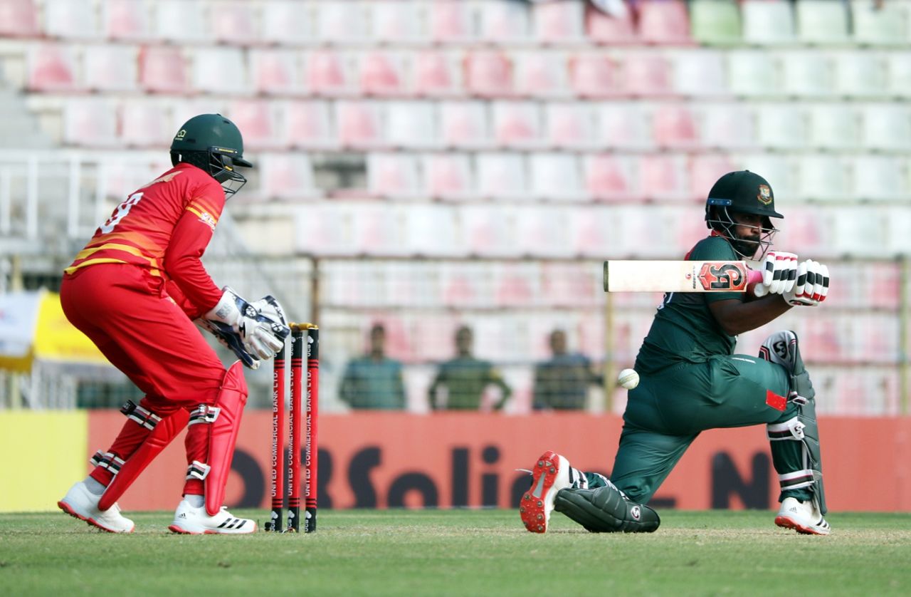 Tamim Iqbal employs the sweep, Bangladesh v Zimbabwe, 2nd ODI, Sylhet, March 3, 2020