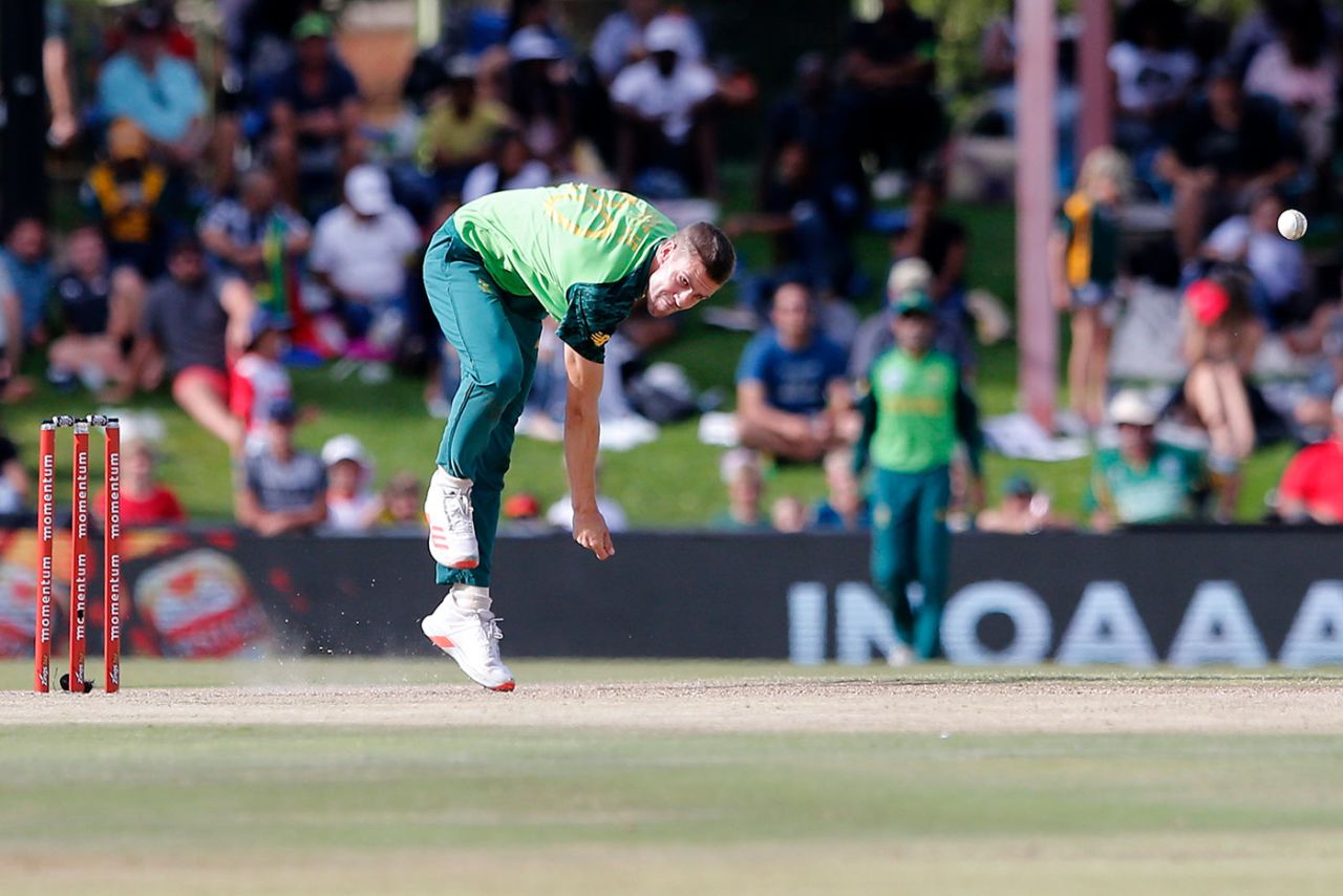 Anrich Nortje sends down another delivery, Australia v South Africa, 2nd ODI, Bloemfontein, March 4, 2020