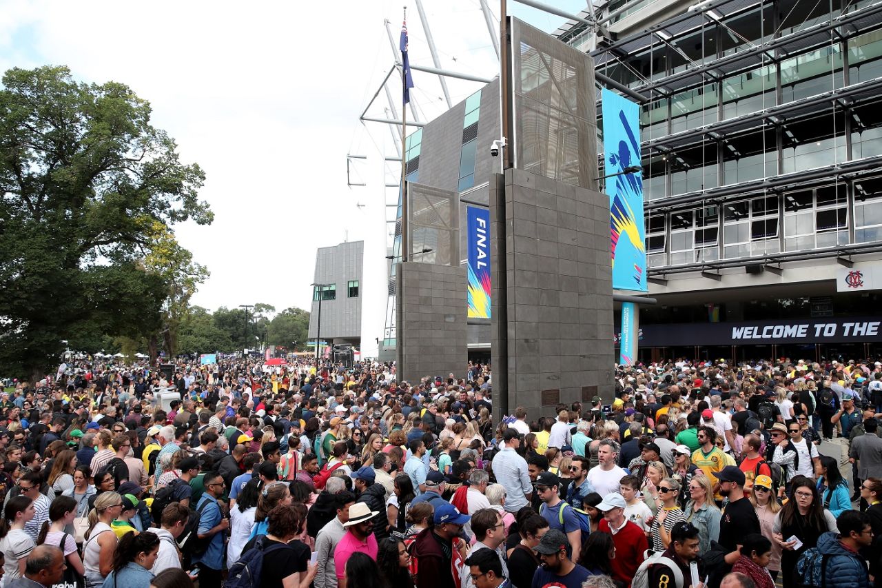 The scene outside the MCG before the gates opened, Australia v India, Women's T20 World Cup, final, Melbourne, March 8, 2020 